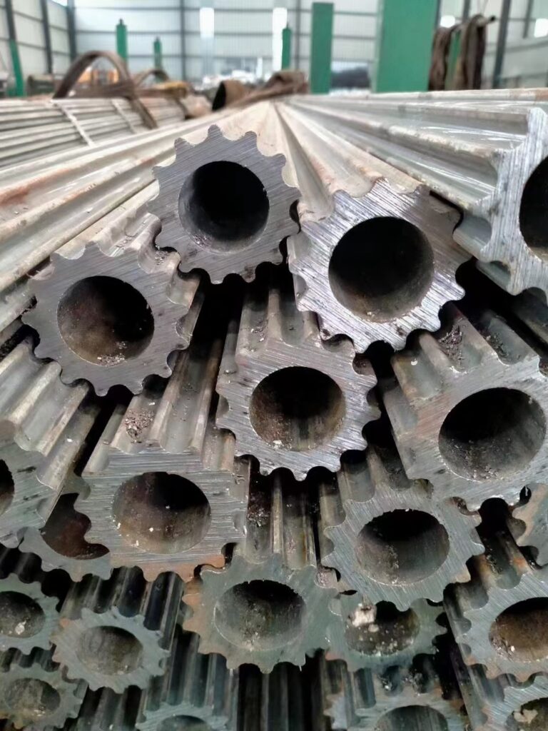 Seamless pipes from TianHao Machinery QHD